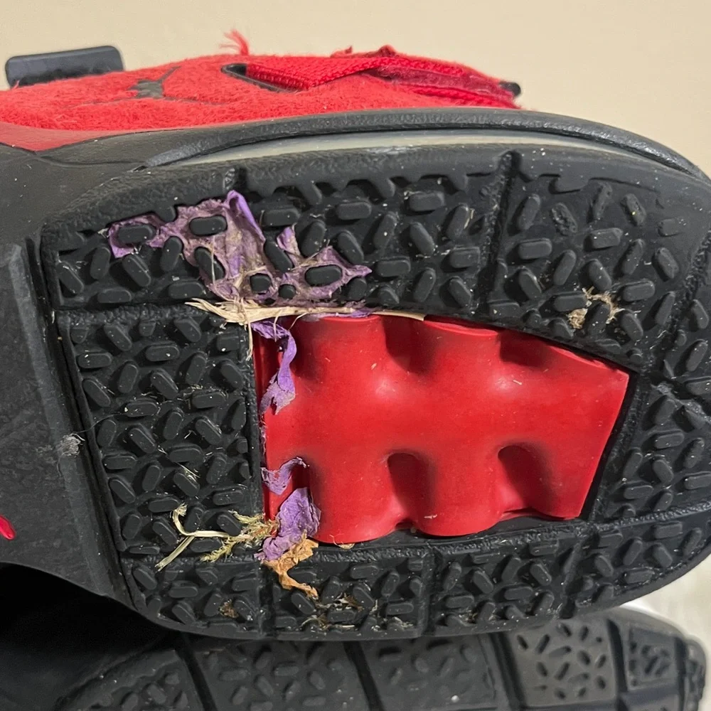 Jordan Black Red Sneakers
